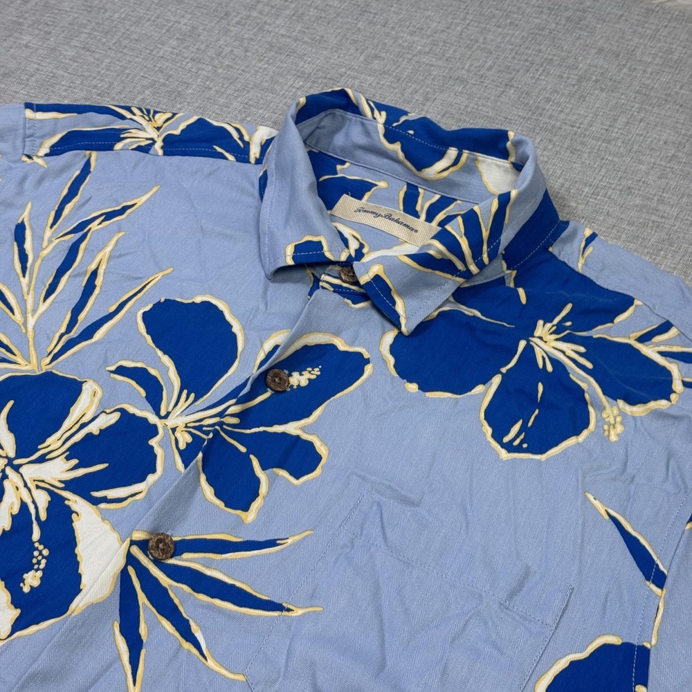 Tommy Bahama Hawaiian Floral Button-Up Shirt Mens 2XL Blue Short Sleeve Relaxed